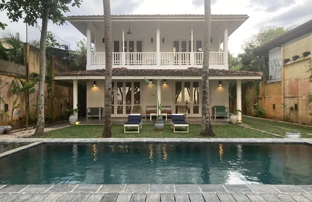 Villa Inlet Galle-1